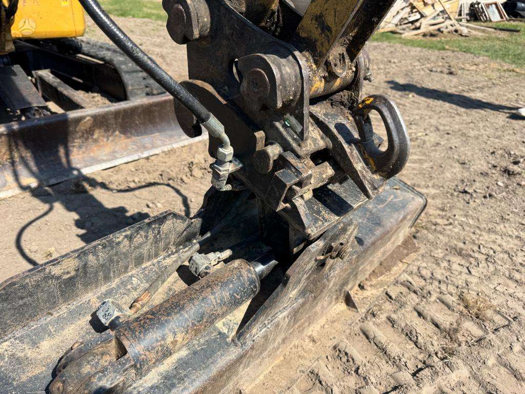 Caterpillar 303.5 D CR, mini excavator