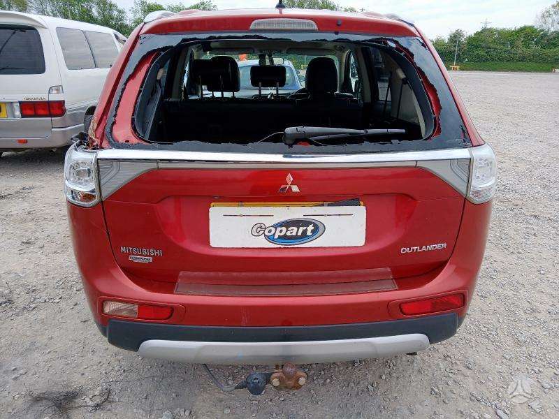 Mitsubishi Outlander rezerves daļās