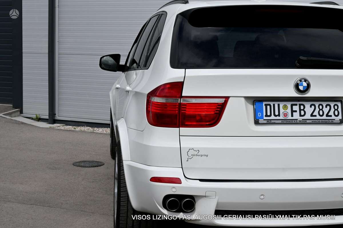BMW X5, 3.0 l., off-road / crossover