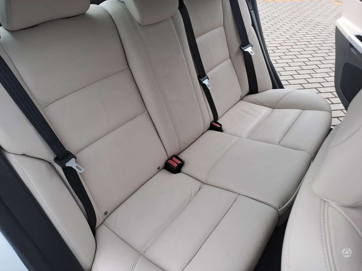 Volvo S40, 1.6 l., Седан