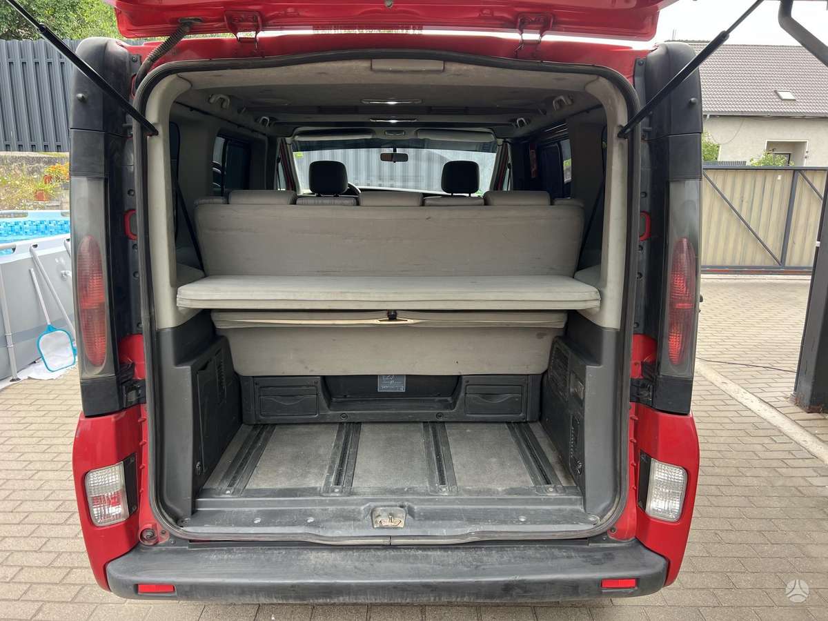 Renault Trafic, 2.5 l., Минивэн