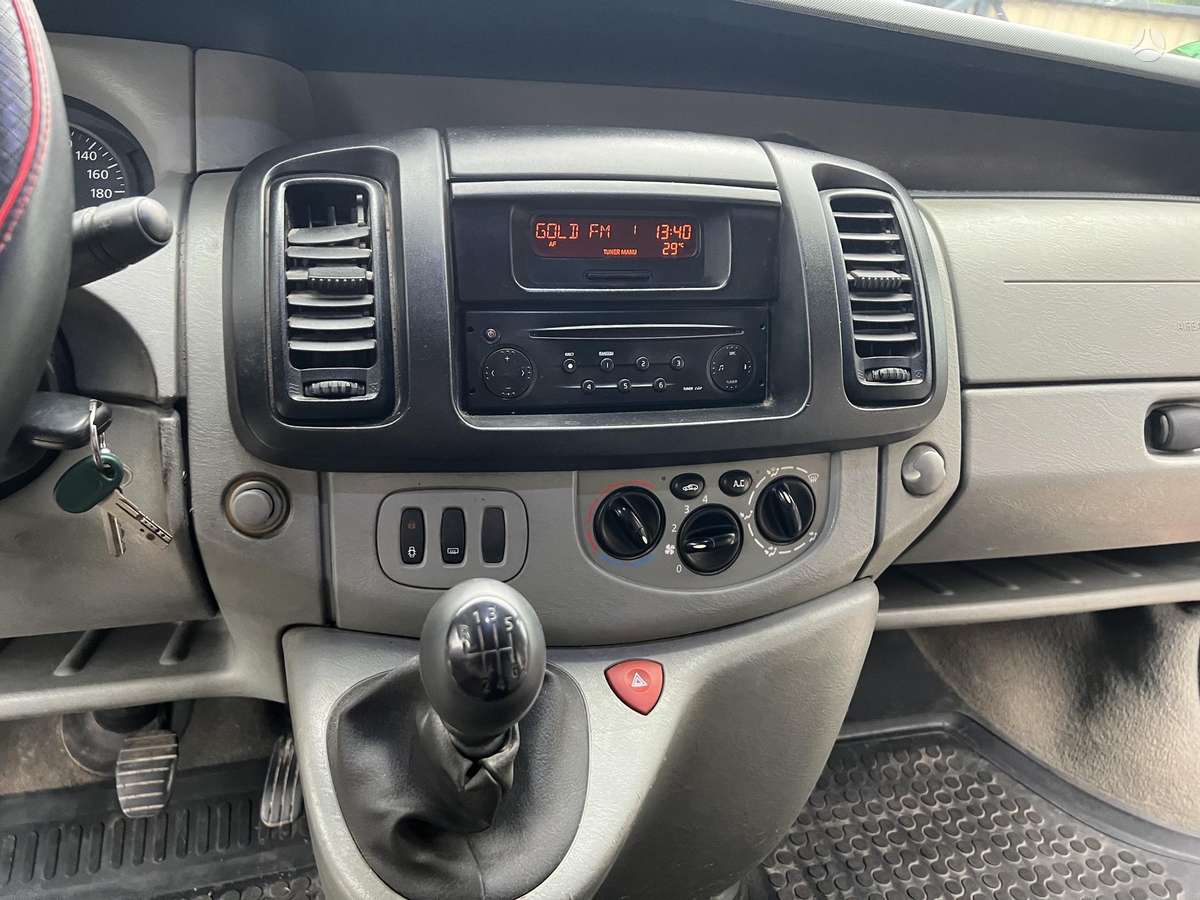 Renault Trafic, 2.5 l., Минивэн
