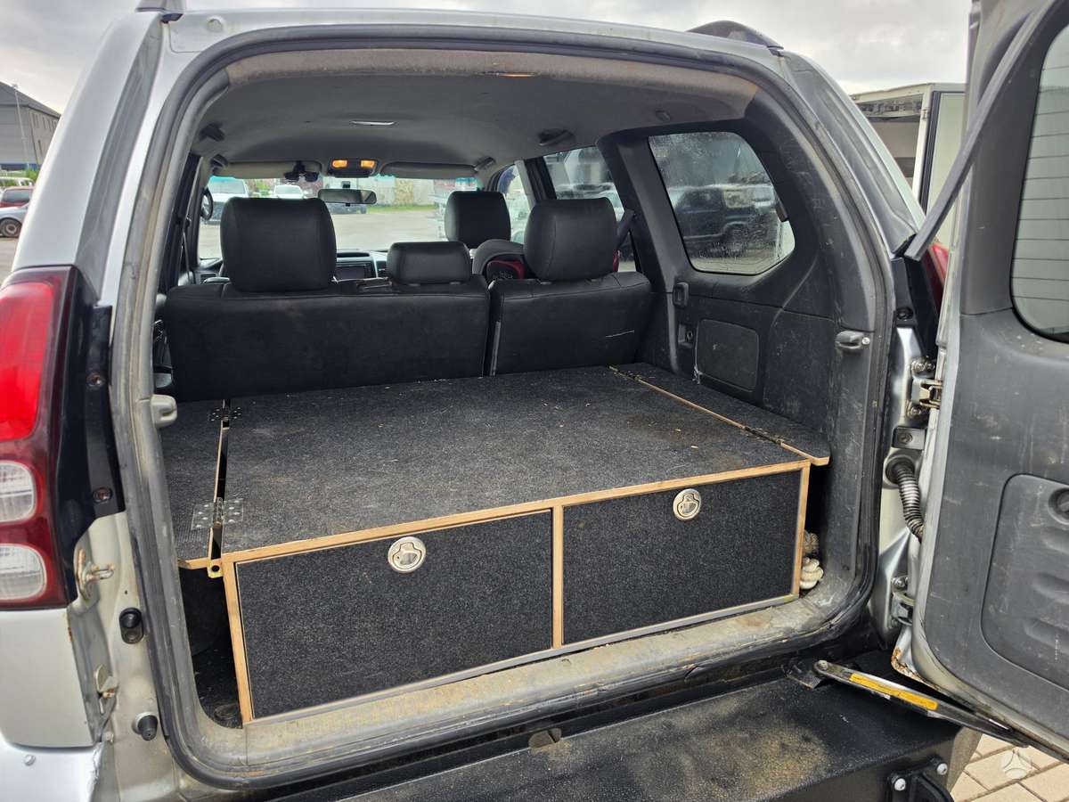 Toyota Land Cruiser - 11