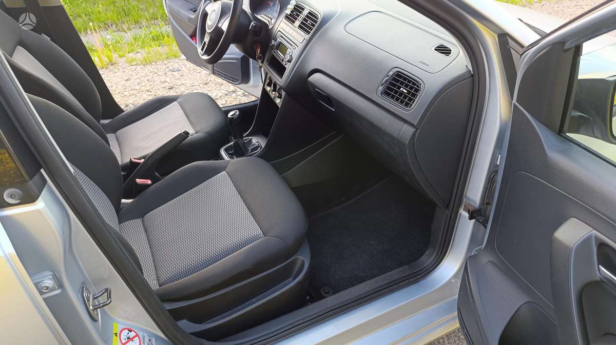 Volkswagen Polo - 11