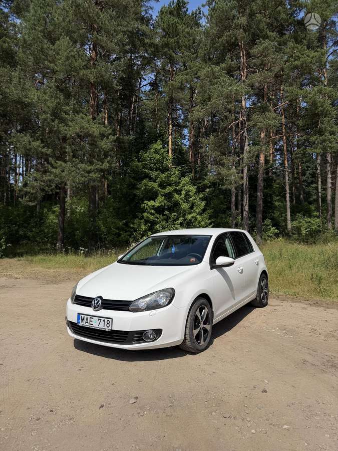 Volkswagen Golf - 3