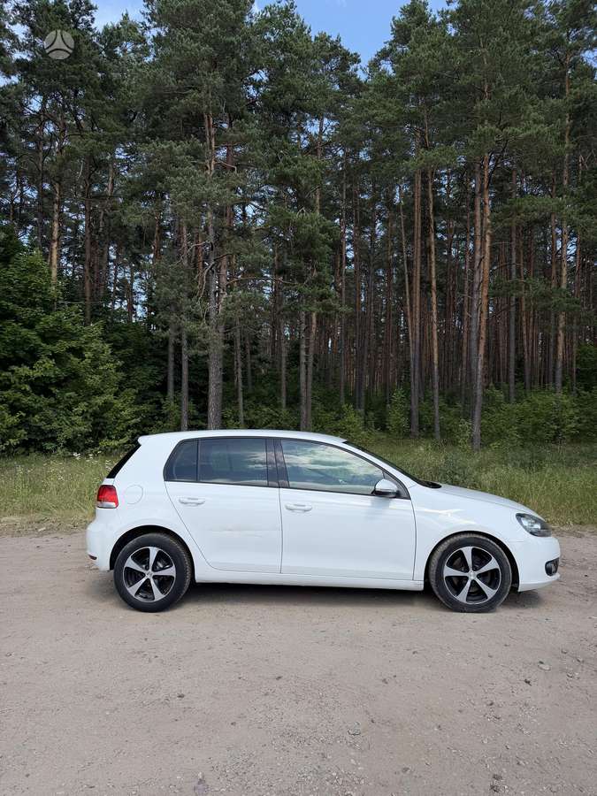 Volkswagen Golf - 5