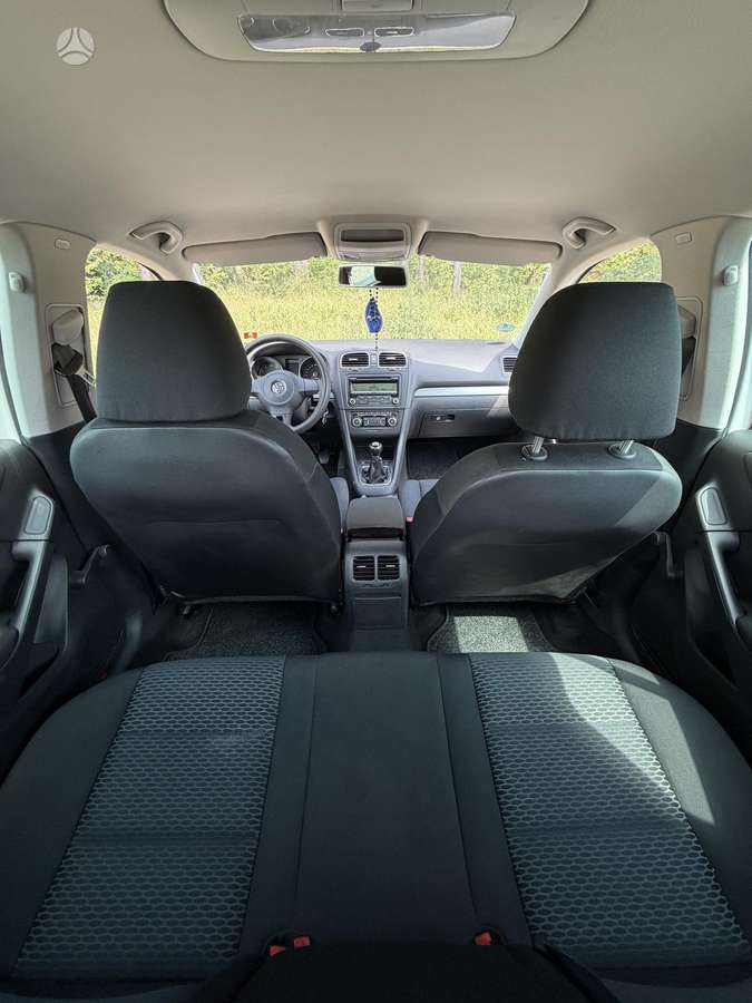 Volkswagen Golf - 12