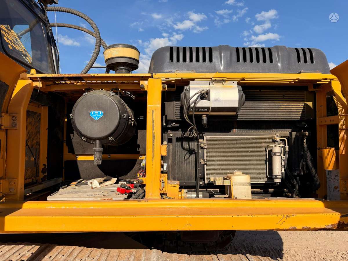 LIUGONG CLG 936 E ( komatsu ), экскаваторы