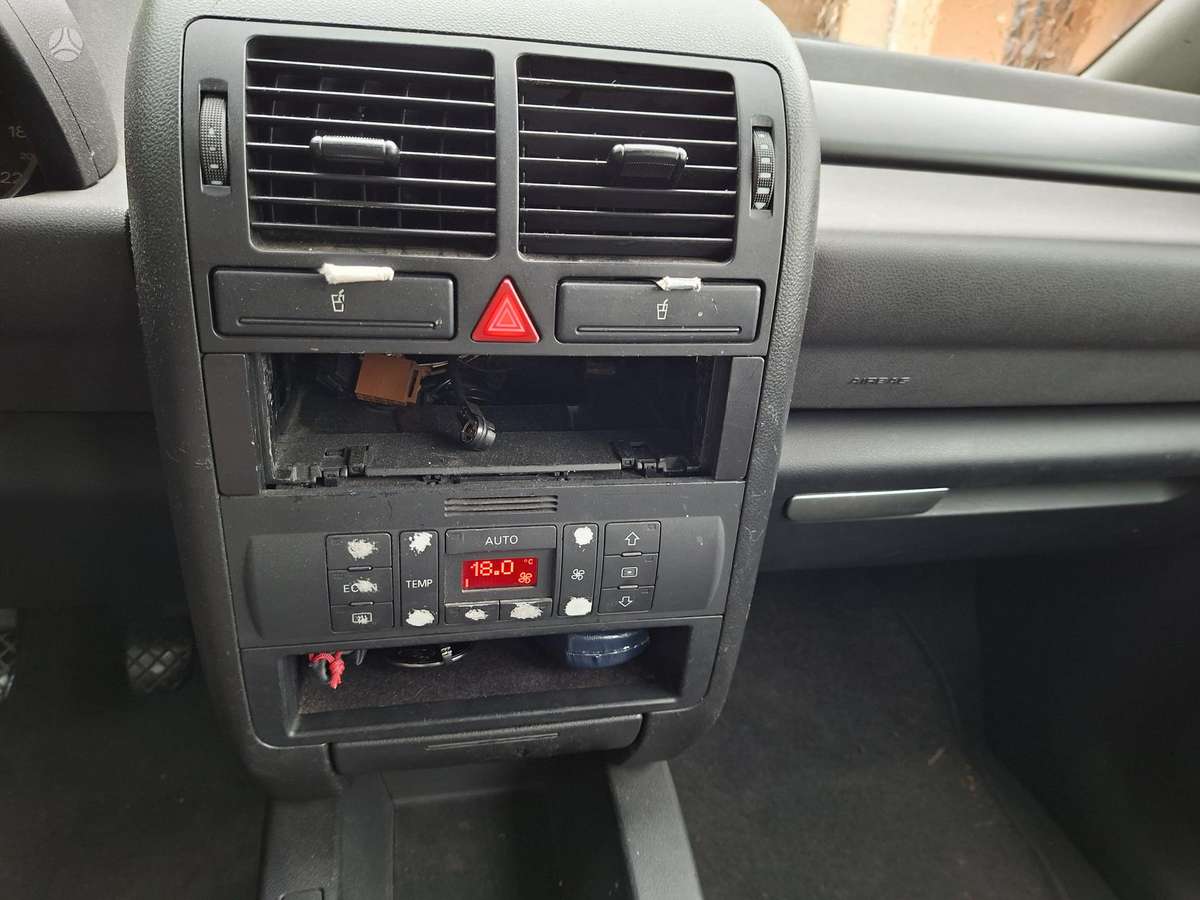 Audi A2, 1.4 l., mpv / minivan