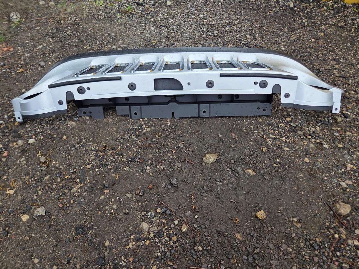 Jeep Renegade front grill