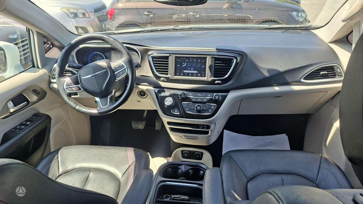 Chrysler Pacifica, 3.6 l., Минивэн
