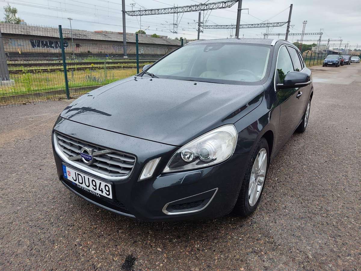 Volvo V60 - 1