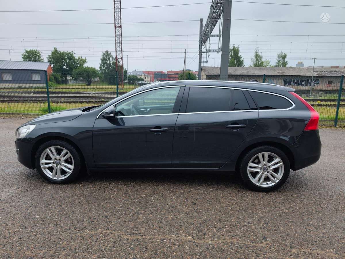 Volvo V60 - 8