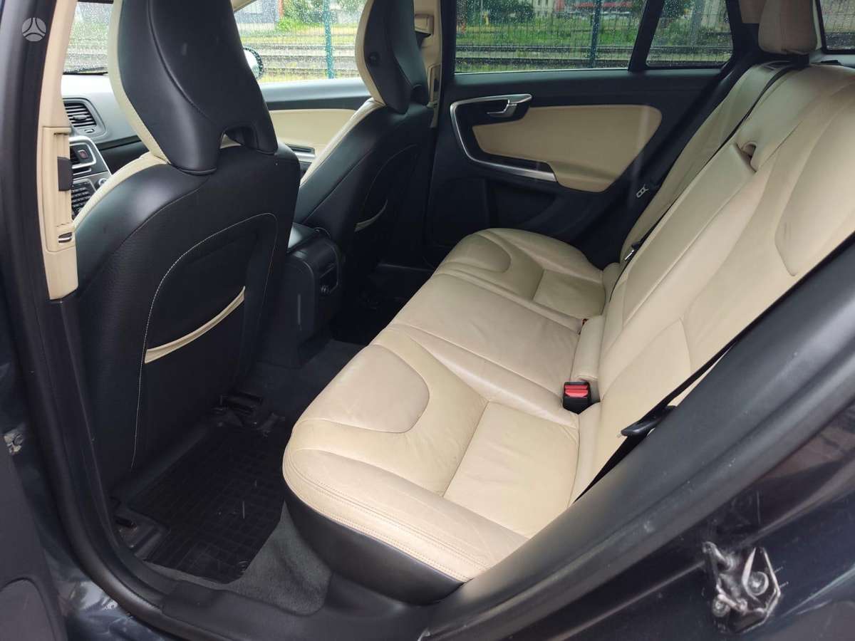 Volvo V60, 1.6 l., Универсал