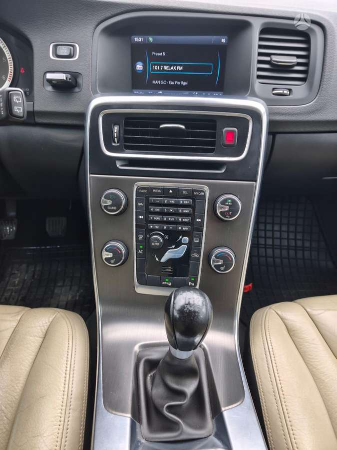 Volvo V60, 1.6 l., Универсал