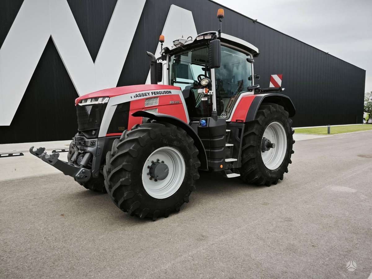 Massey Ferguson 8S.265, traktoriai