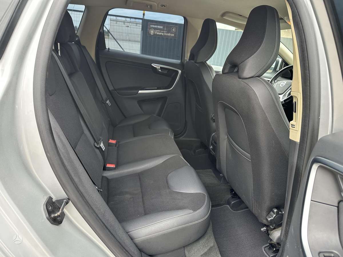 Volvo XC60 - 11