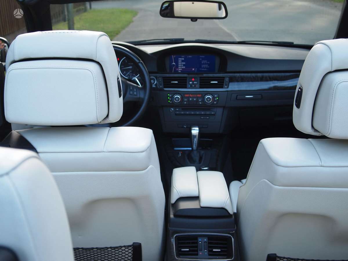 BMW 330, 3.0 l., Кабриолет