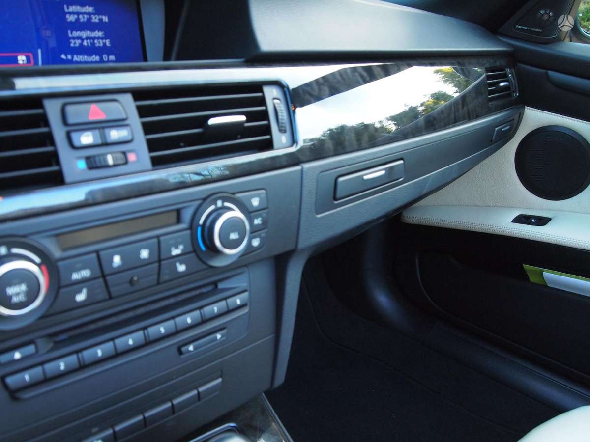BMW 330, 3.0 l., Кабриолет