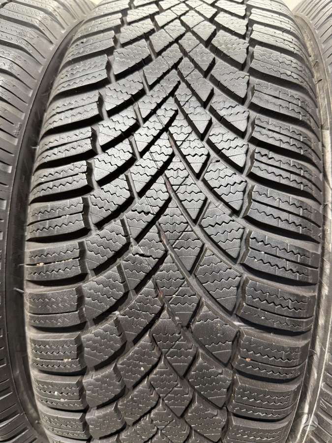 Bridgestone Blizzak lm005, winter 205/55 R17