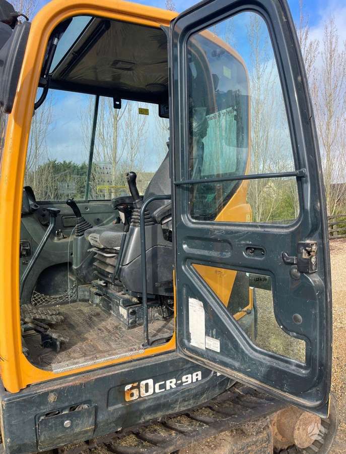 Hyundai Robex 60 CR-9A, ekskavatoriai