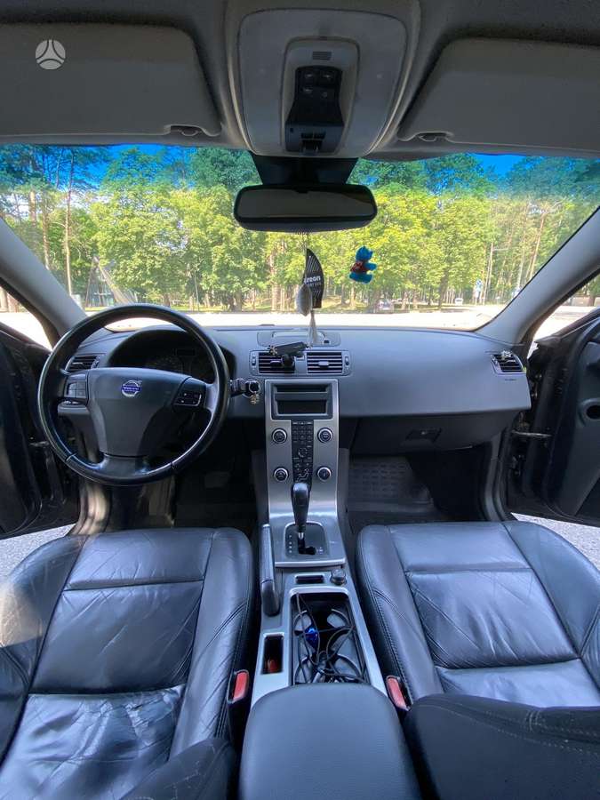 Volvo S40, 2.4 l., Седан