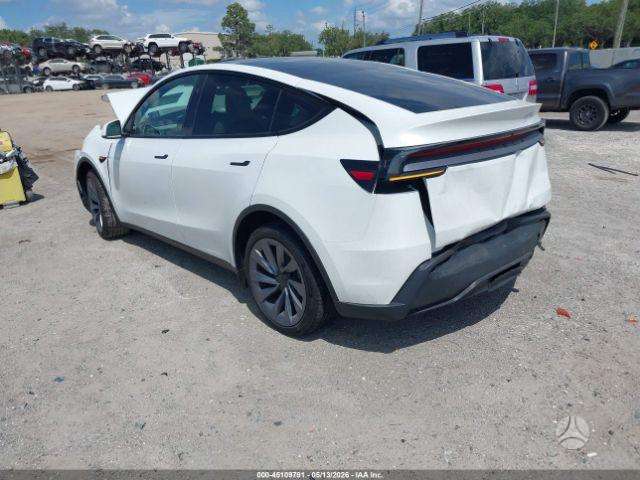 Tesla Model Y, 82 kWh, mpv / minivan