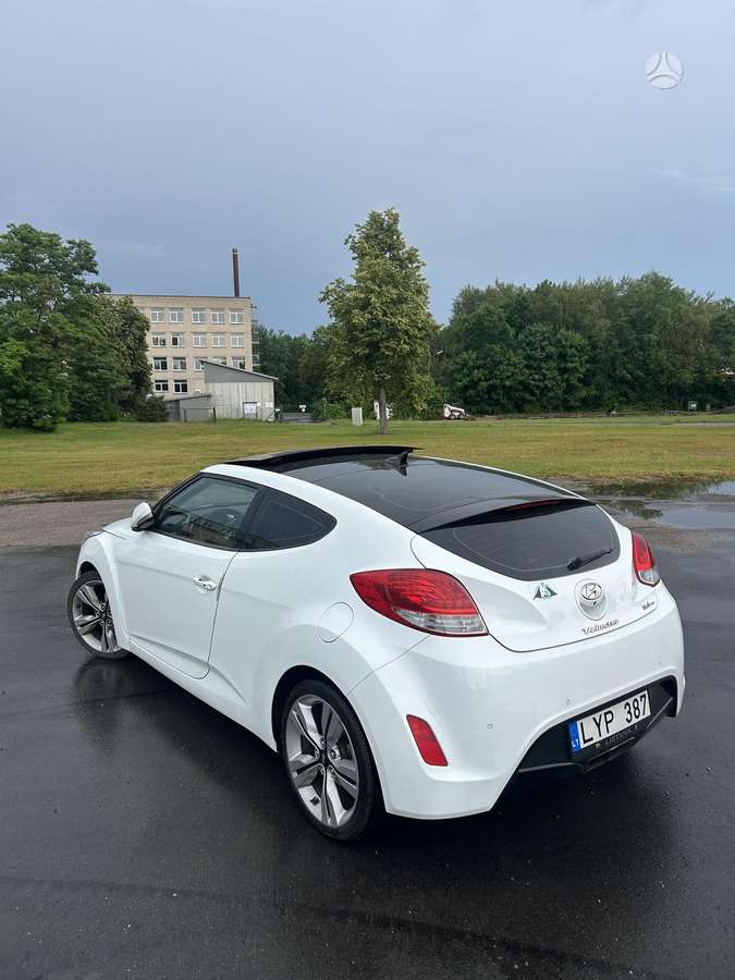 Hyundai Veloster, 1.6 l., hatchback