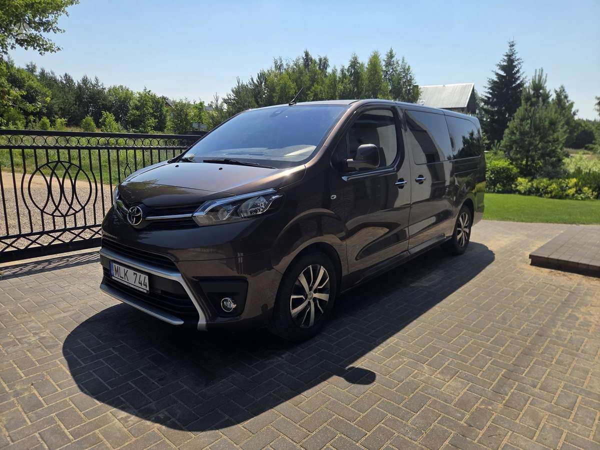 Toyota Proace Verso - 2