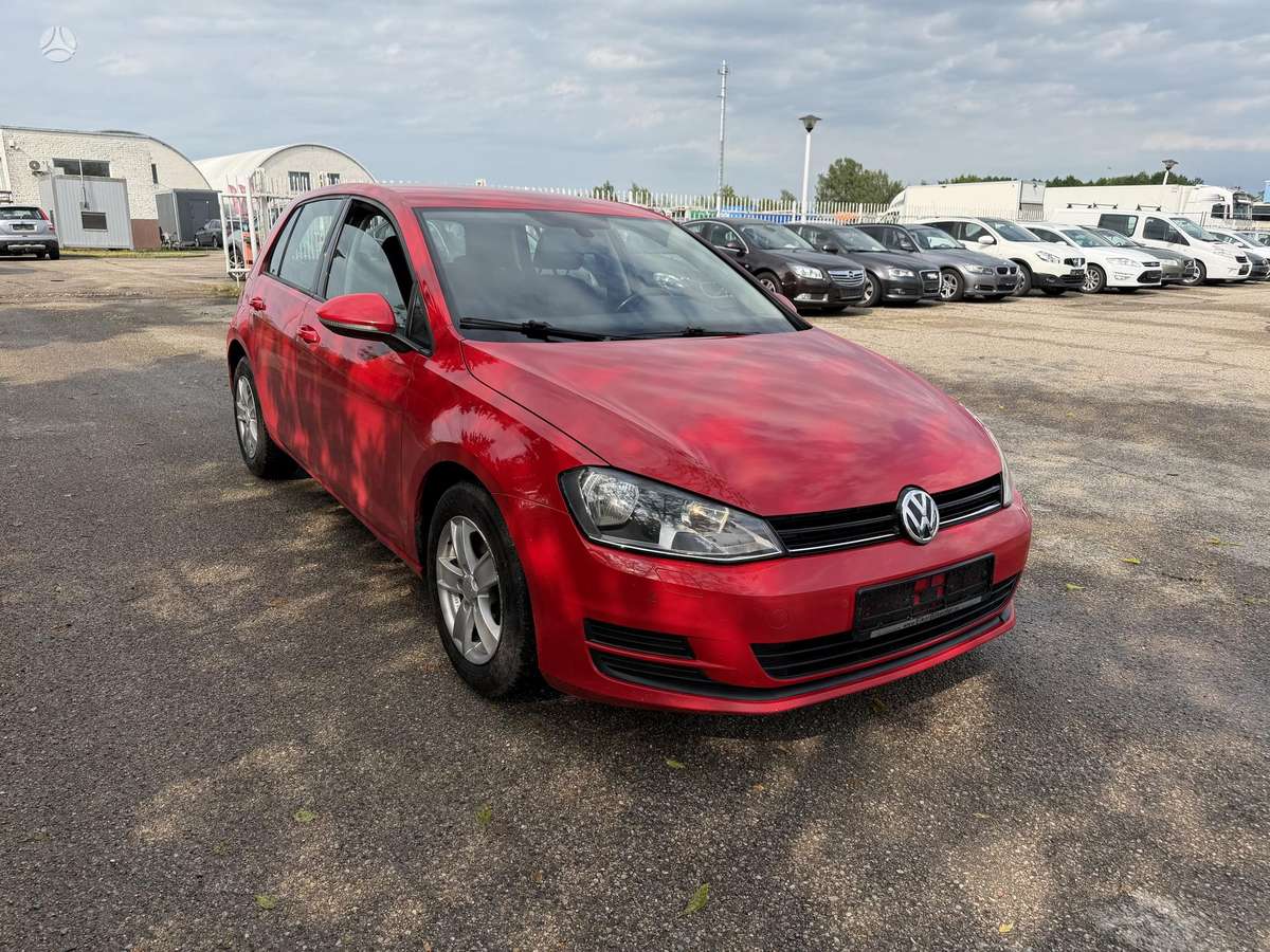 Volkswagen Golf - 3