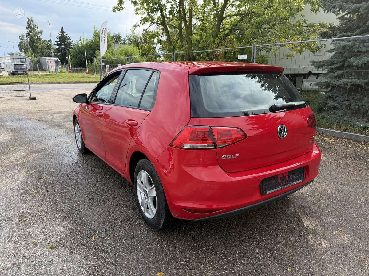 Volkswagen Golf - 7