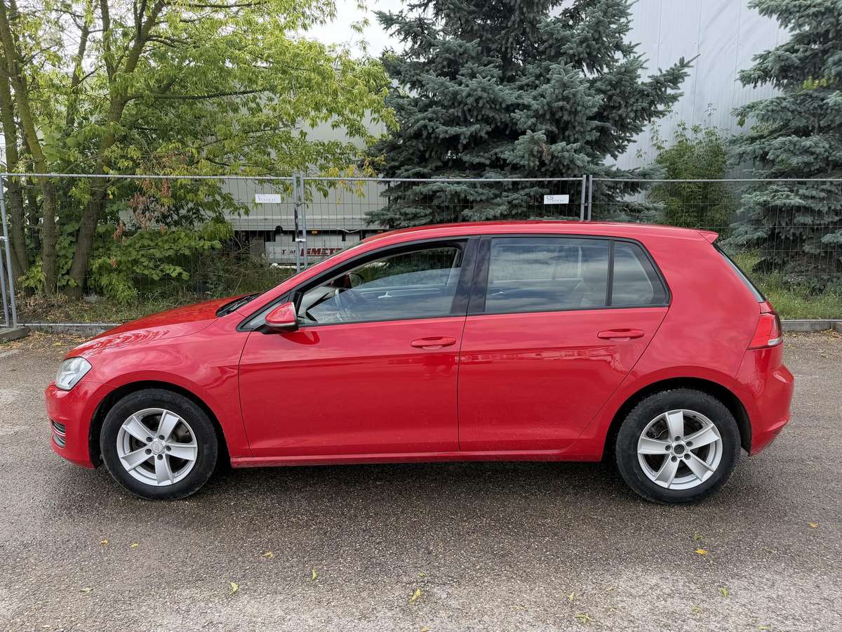 Volkswagen Golf - 5