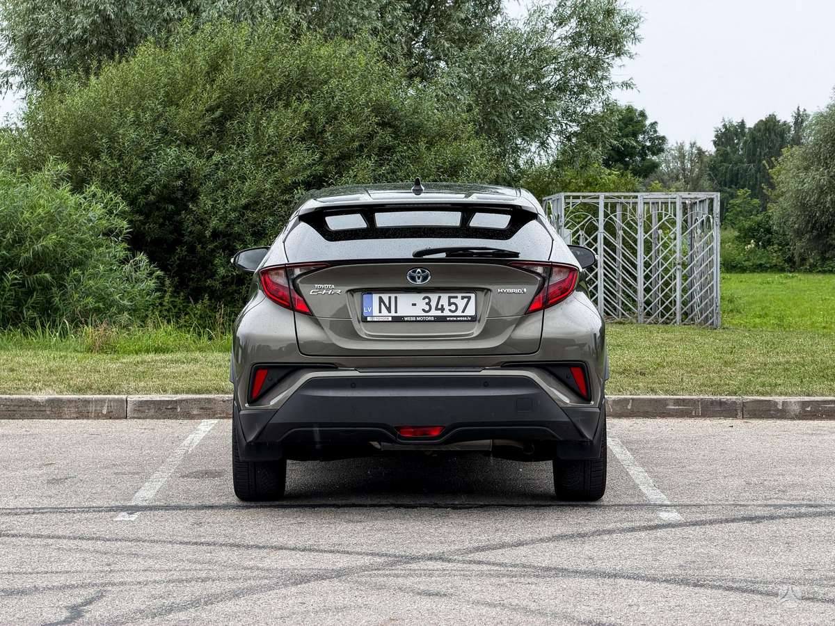 Toyota C-HR - 5