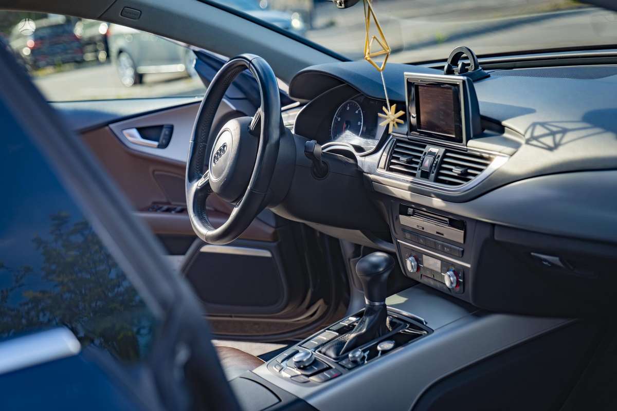 Audi A7, 3.0 l., coupe