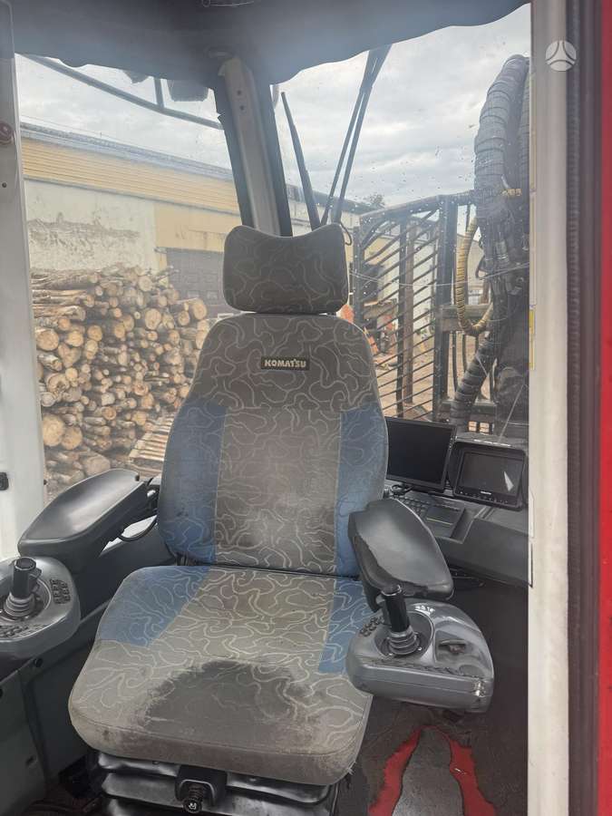 Komatsu 845, medvežės