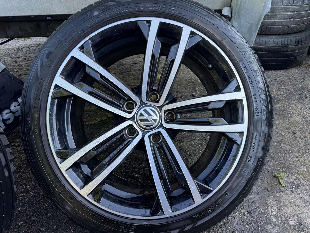 Volkswagen, light alloy, R17