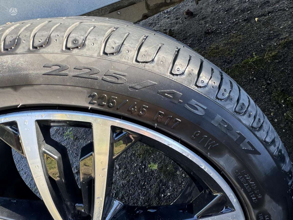 Volkswagen, light alloy, R17