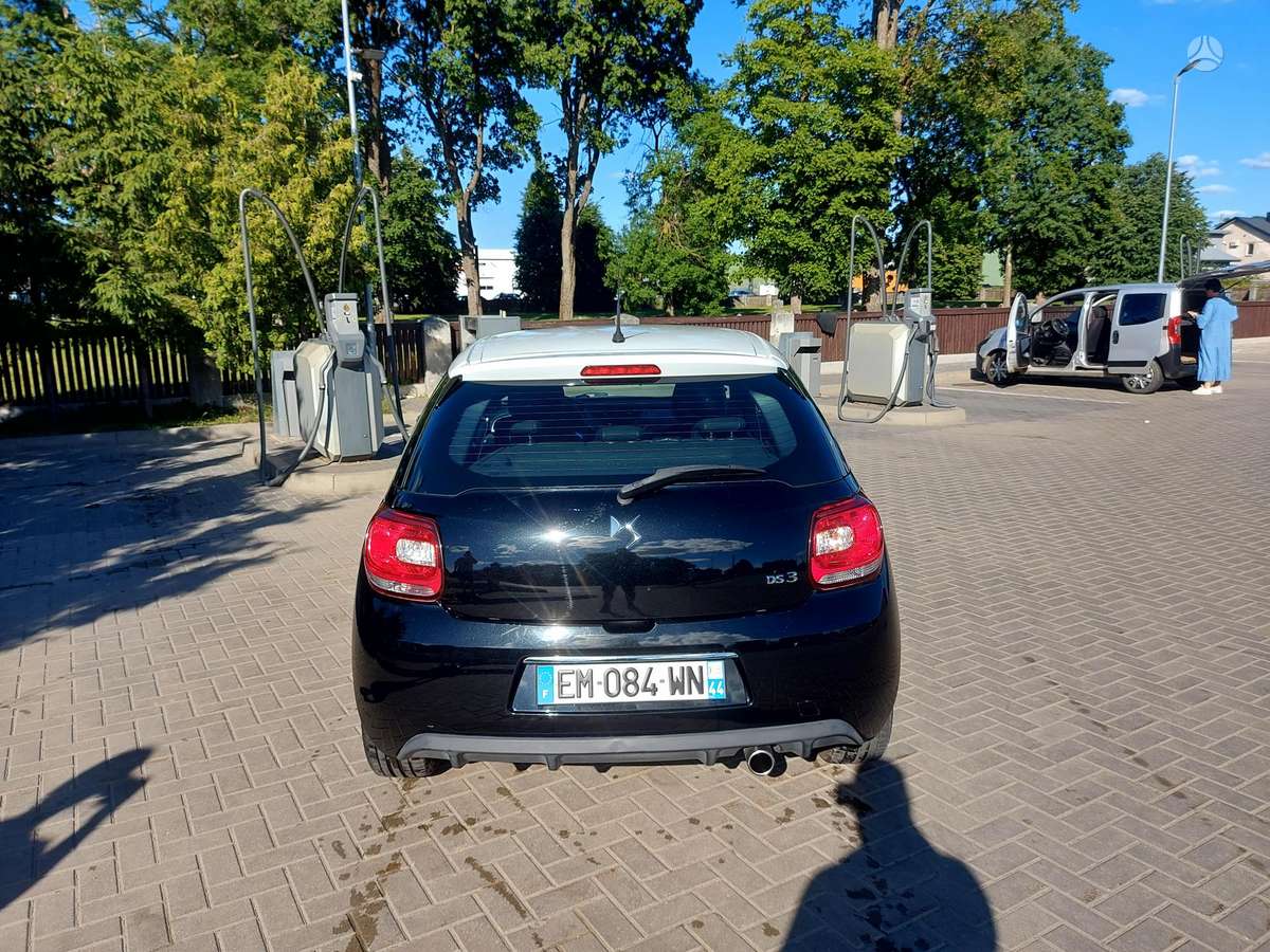 Citroen DS3, 1.2 l., hatchback