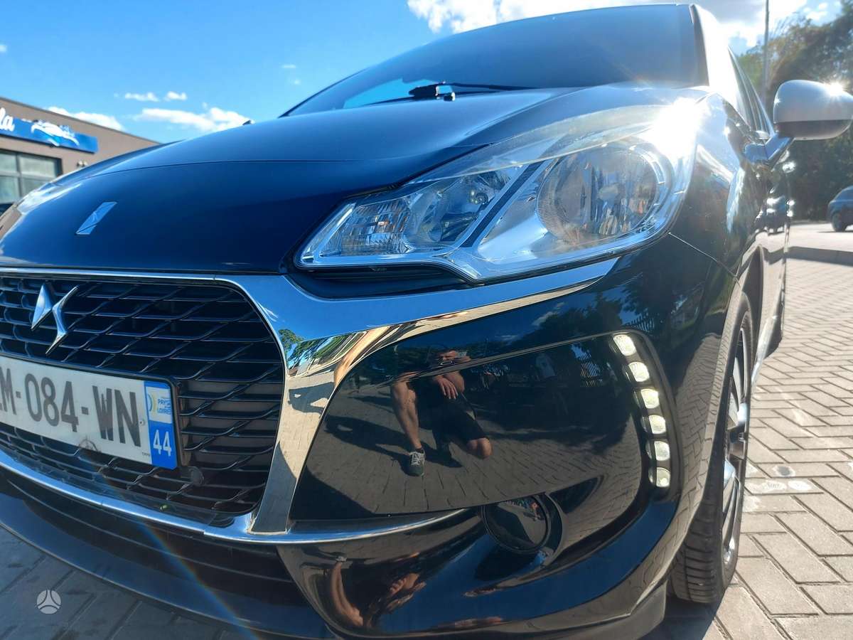 Citroen DS3, 1.2 l., hatchback