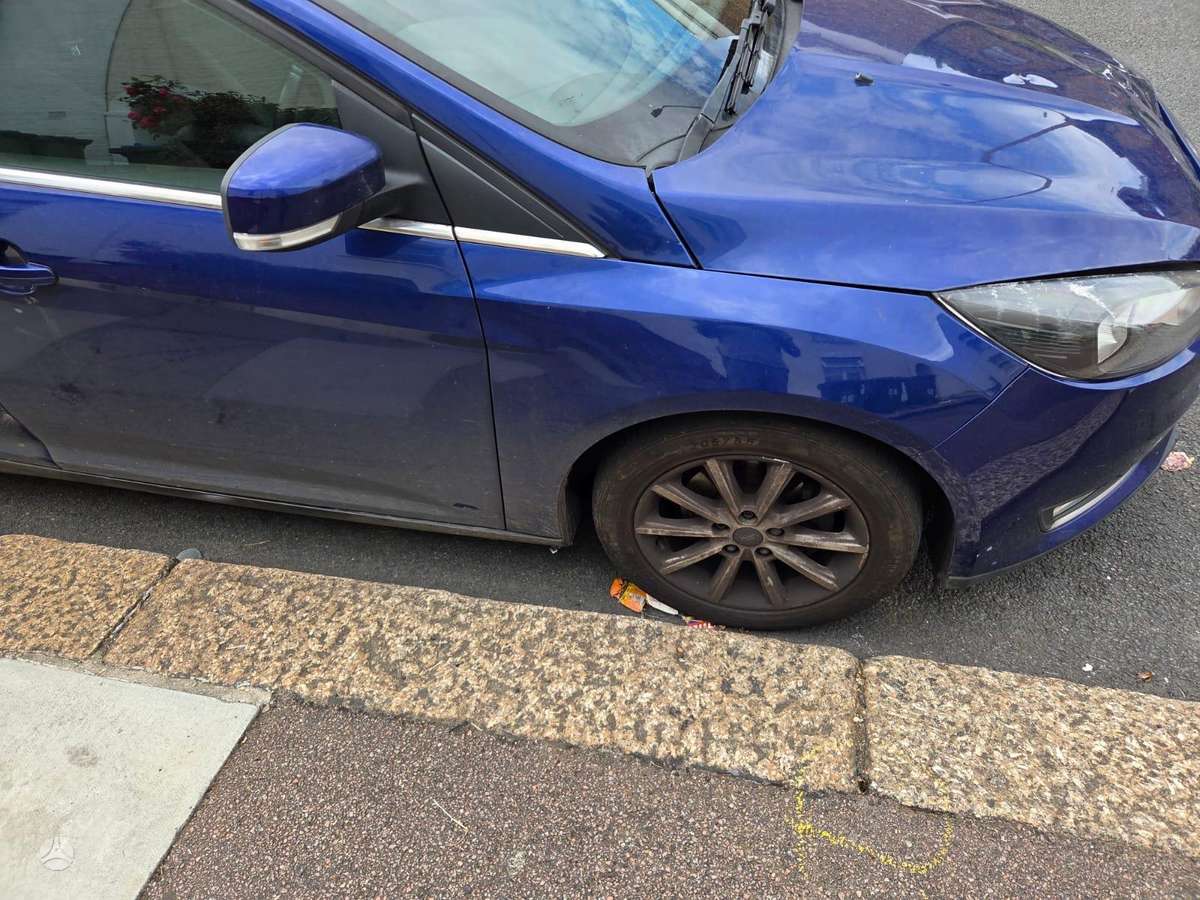 Ford Focus, 1.0 l., hatchback