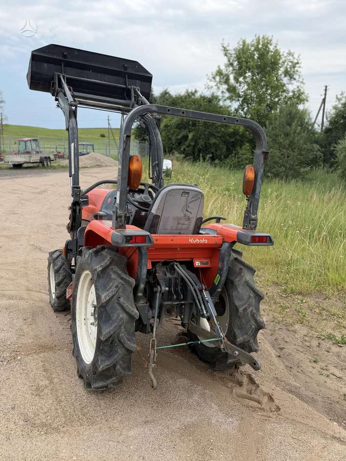 Kubota KL24, тракторы