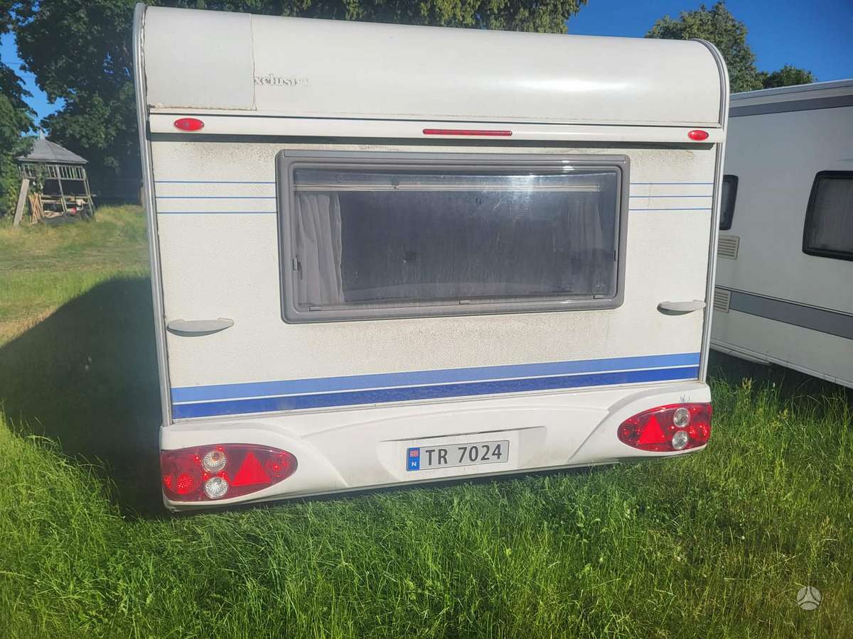Hobby Exliusive 720, prikabinami nameliai