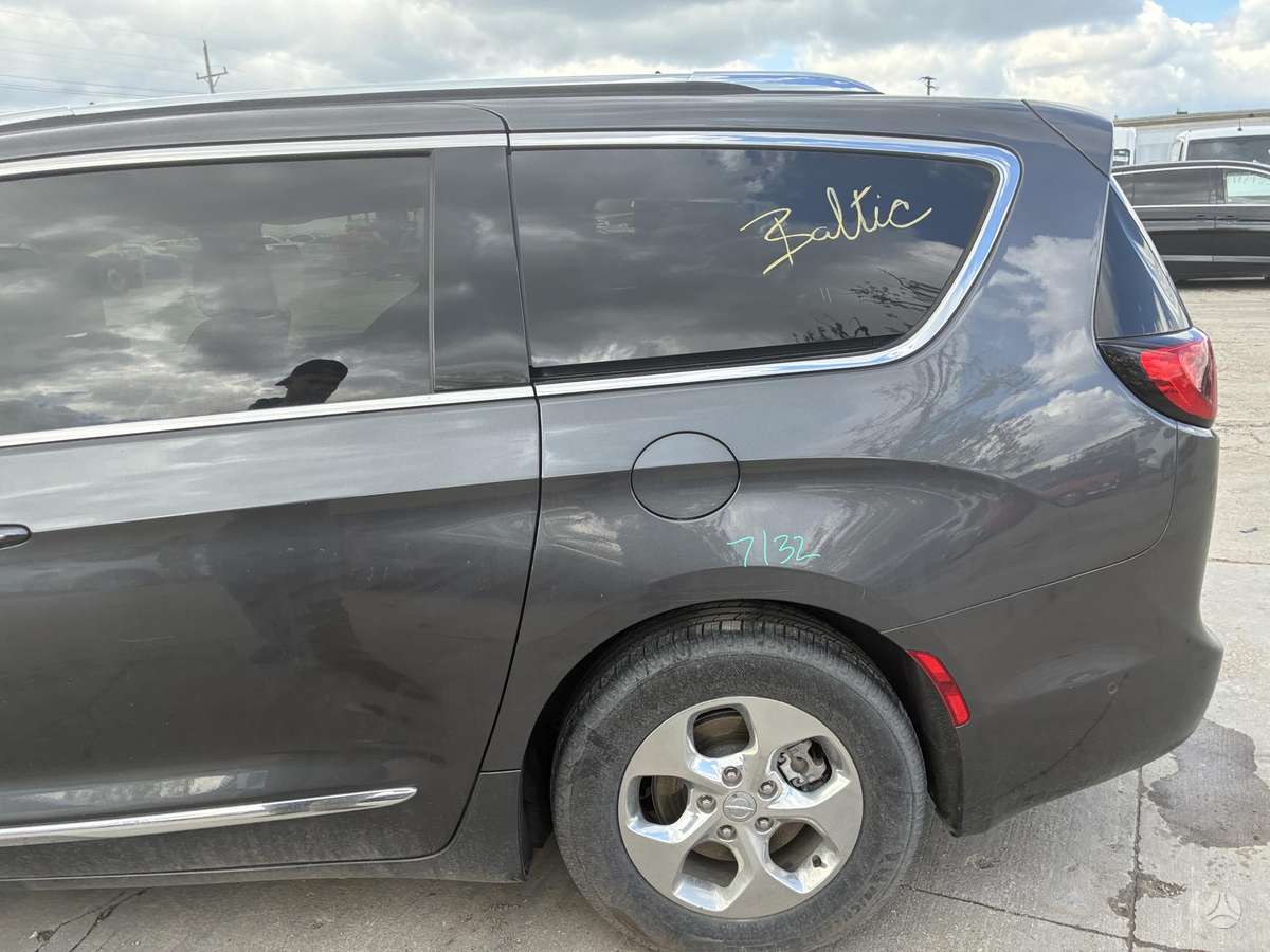 Chrysler Pacifica, 3.6 l., Минивэн
