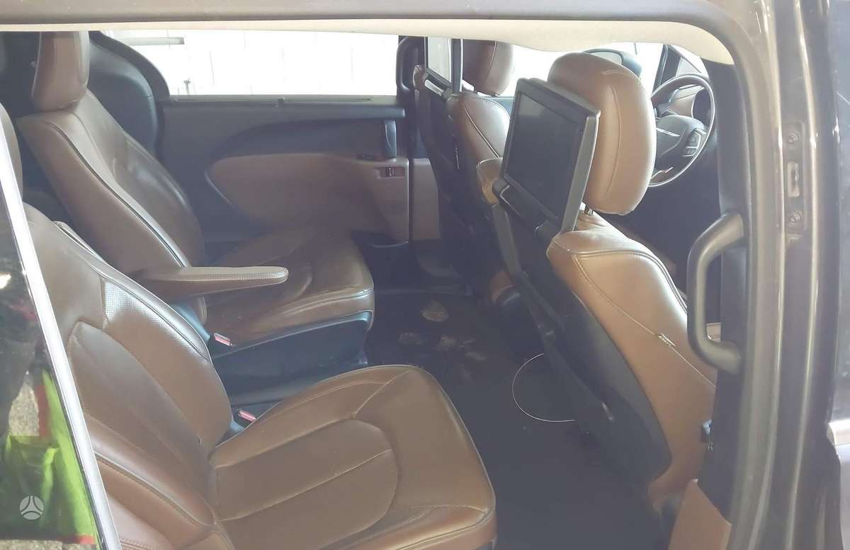 Chrysler Pacifica, 3.6 l., Минивэн