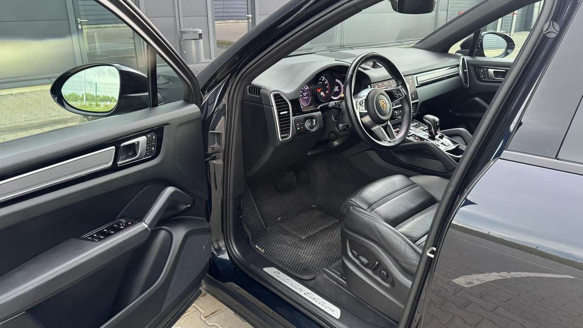 Porsche Cayenne Coupe - 10