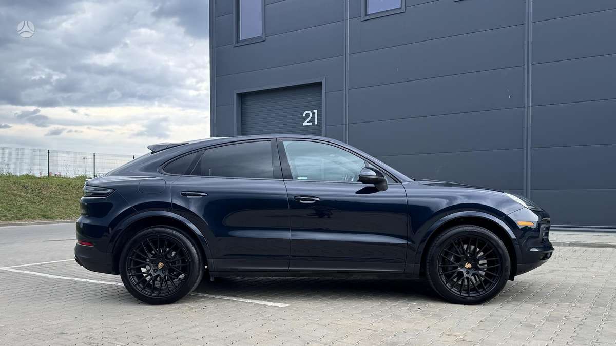 Porsche Cayenne Coupe - 8