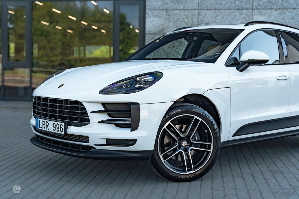 Porsche Macan - 4