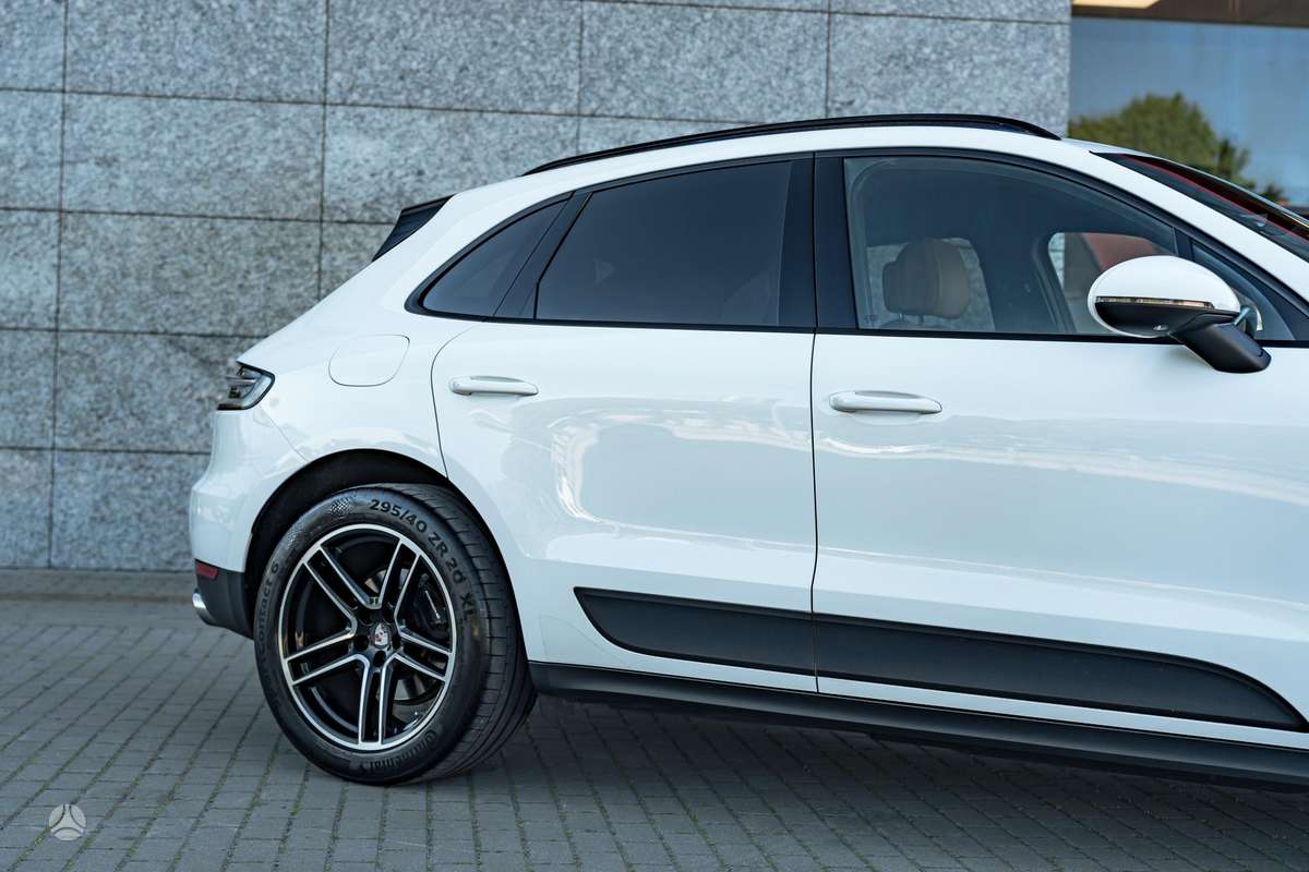 Porsche Macan - 9