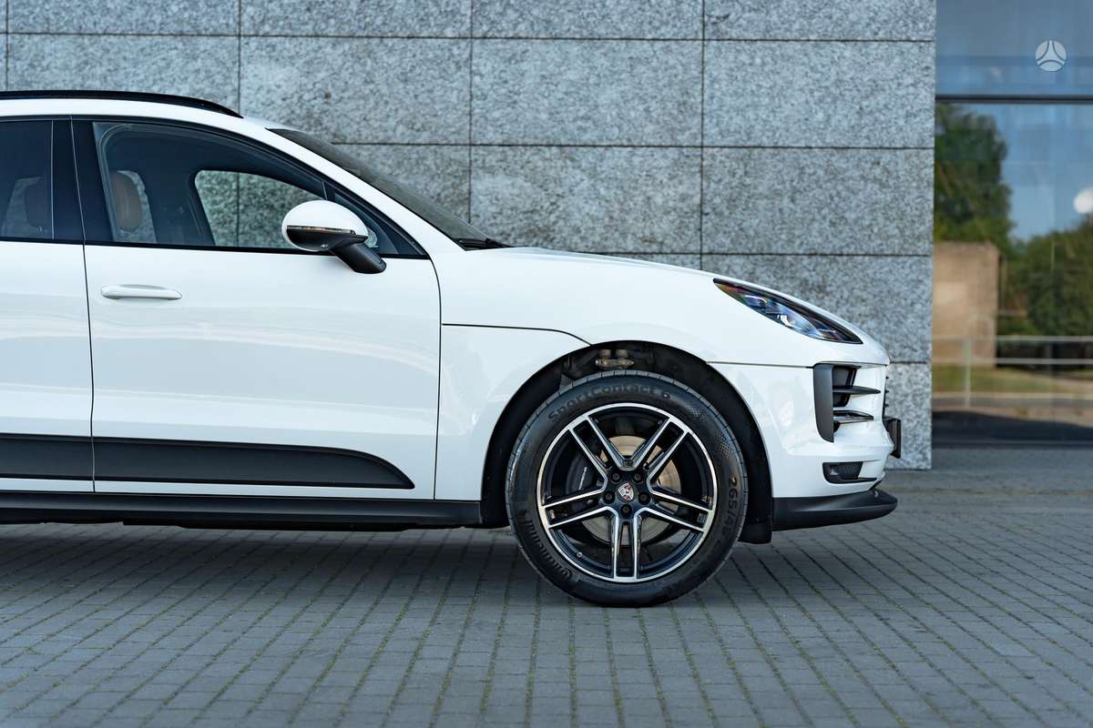 Porsche Macan - 11