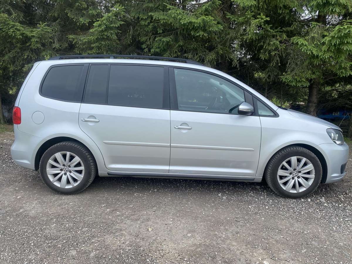 Volkswagen Touran - 7